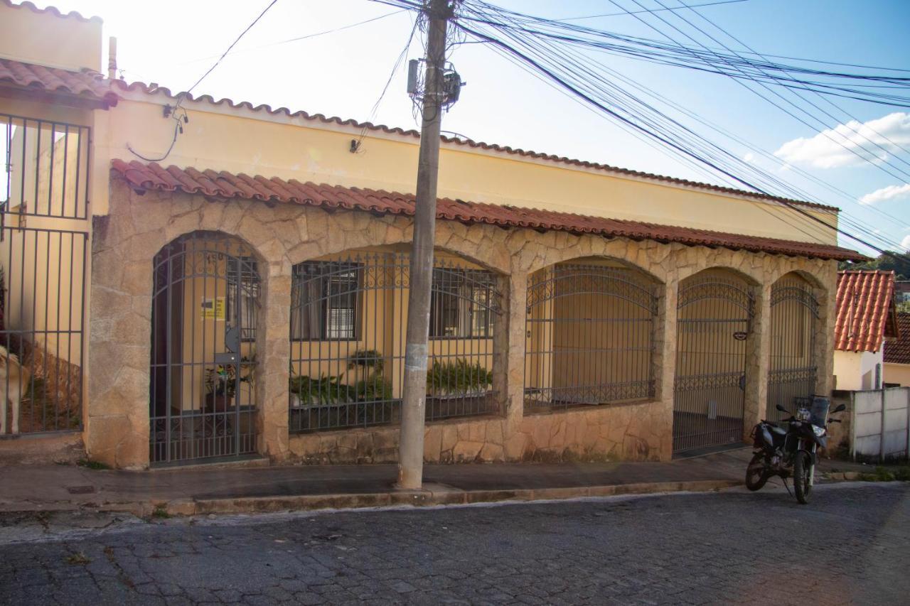 Casa Do Juá Alojamento de Acomodação e Pequeno-almoço Lavras